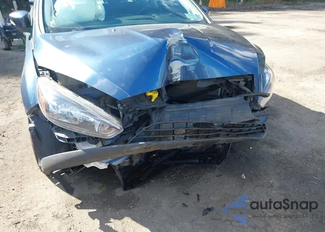 2018 Ford Focus Sel z USA, uszkodzony, nr VIN 1FADP3H25JL290956